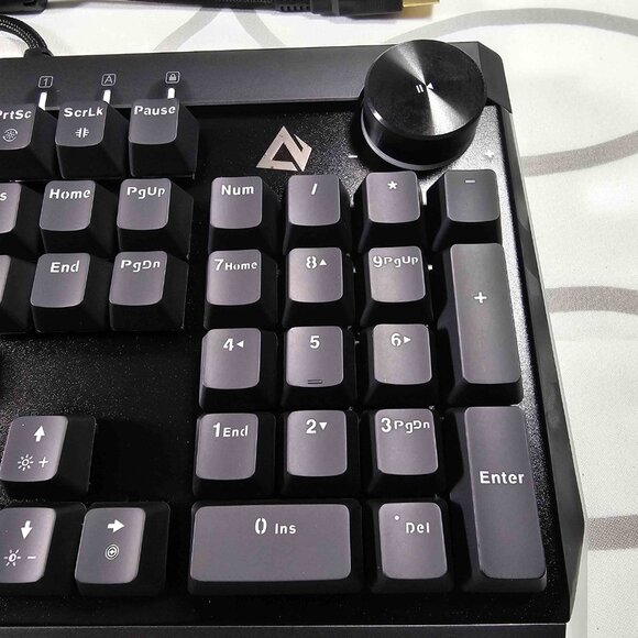 AUKEY KMG17 Mechanical Keyboard, Blue Switches 104key with Volume Control Button - Picture 3 of 6
